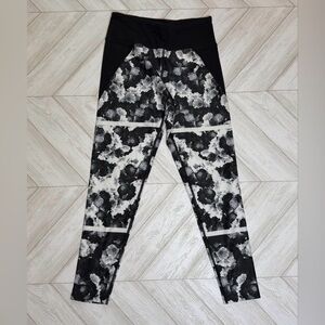 Betsey Johnson Workout Leggings